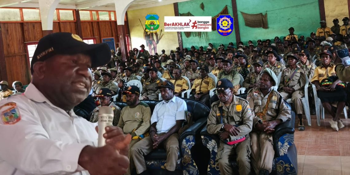 Satpol PP Dogiyai Gelar Rapat Meeting guna Tertibkan Beberapa Poin Larangan bagi Staf 