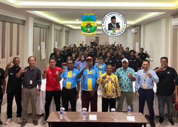 Mewujudkan Visi & Misi Bupati Dogiyai, Dikpora mengutus tiga Pemuda ikut pelatihan Sepak Bola
