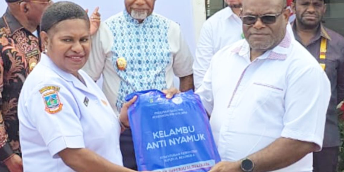 Kadis Kesehatan Dogiyai,dr.Maria Clara Giyai menghadiri Mewakili Bupati kegiatan Deklarasi Eliminasi Malaria Provinsi Papua Tengah