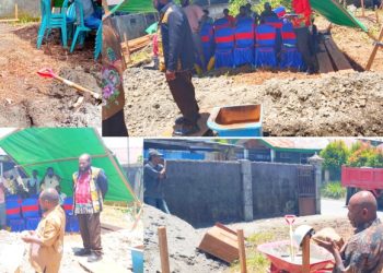 Dinas Koperasi & UKM Gelar Peletakan batu pertama pembangunan gudang penampungan hasil pertanian Dogiyai Ke Timika