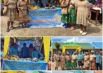 TP PKK Kabupaten Dogiyai ikut berperan aktif dalam kegiatan HUT Noken
